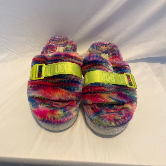 Ugg Fluff slides size Women’s 8 - Picture 3 of 4
